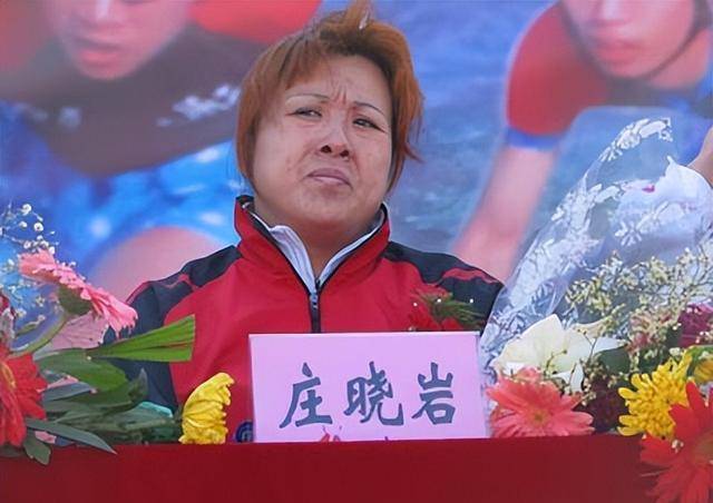 丑闻曝光！前中国奥运冠军爆料恩师是披着人皮的狼逼学员吃药(图2)