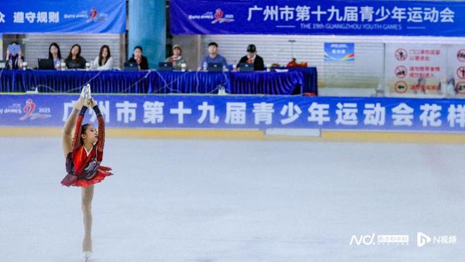 12岁花滑小丫在广州市运会上挑战高难度成中国女子第一人