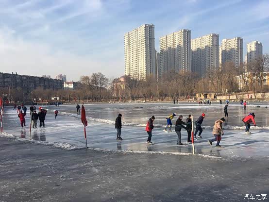 怀旧回忆：石龙三大溜冰场见证青春热血与友谊的辉煌时刻