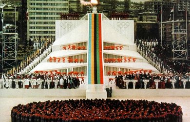 历届冬奥会中国代表团参赛回顾(图3)