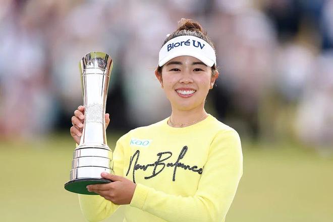 2025英国女子公开赛：山下美梦有实现大满贯首胜 刘艳T19